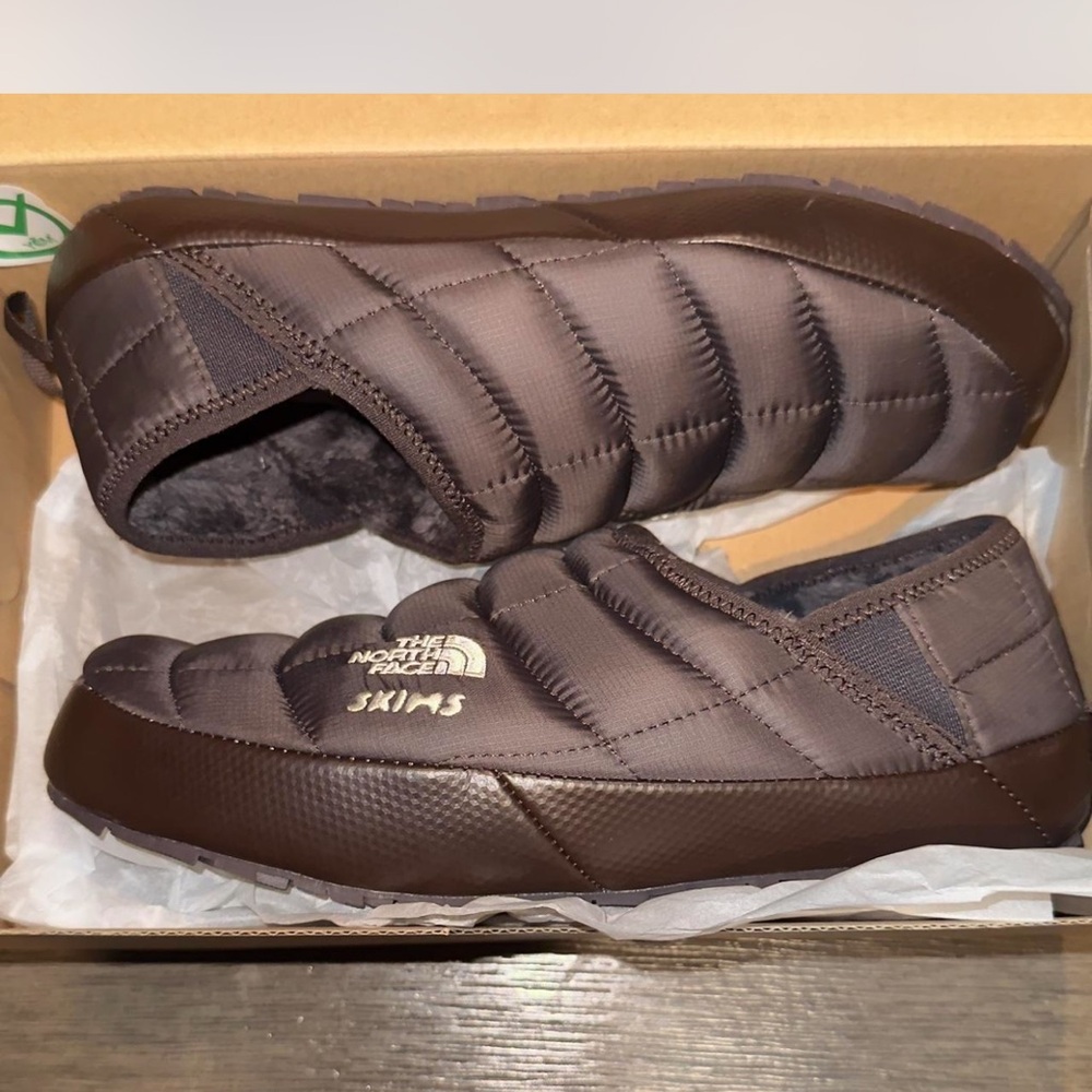The North Face Men's Brown Quilted Slip-On Insulated Loafers